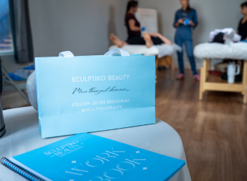 Online face sculpting massage training for professionals. Learn technique, anatomy, and session design to deliver visible, results-focused treatments. -